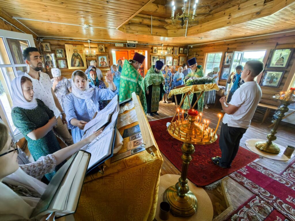 Обретение честных мощей прп. Сергия, игумена Радонежского.