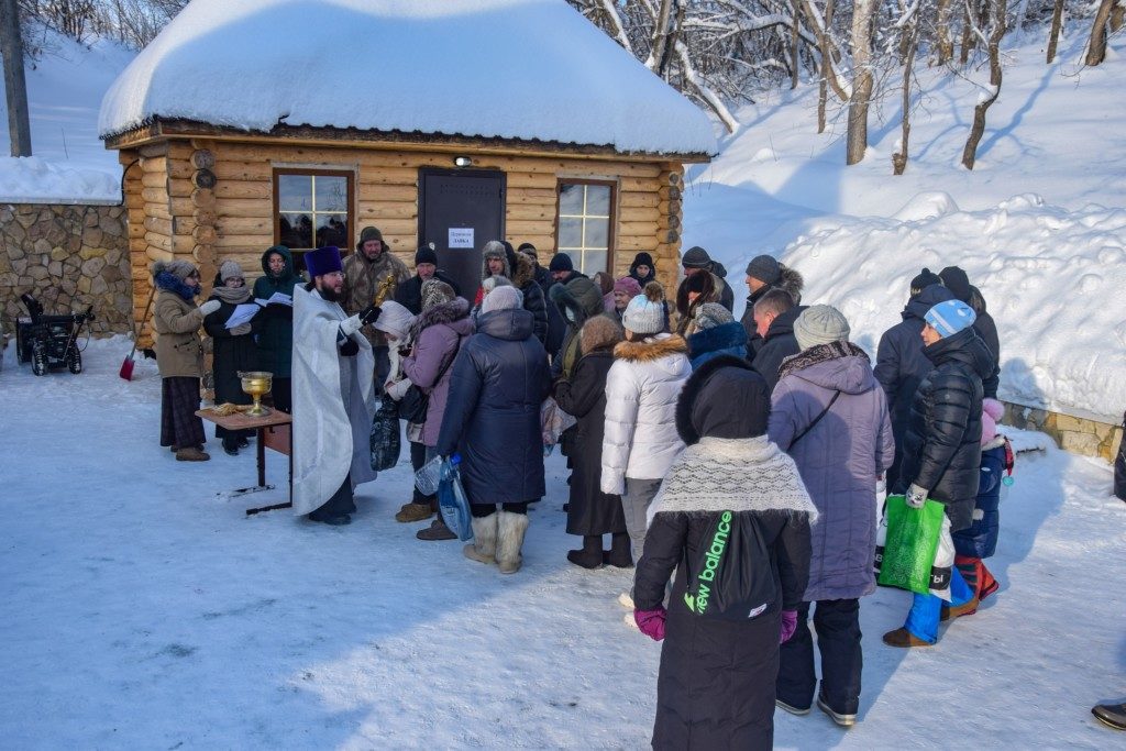 Освящение Иордани на святом источнике.