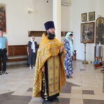 26 июня, в день отдания праздника Пятидесятницы в нашем храме состоялась Божественная литургия. Накануне субботы было совершено вечернее богослужение.